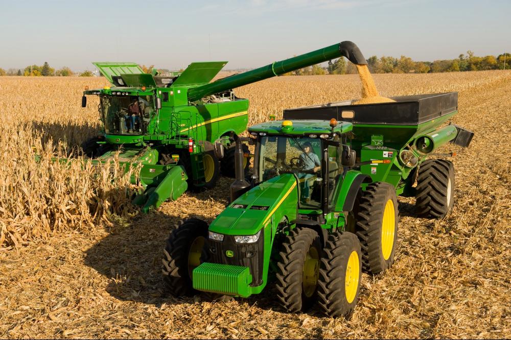 John Deere Tractor.jpg