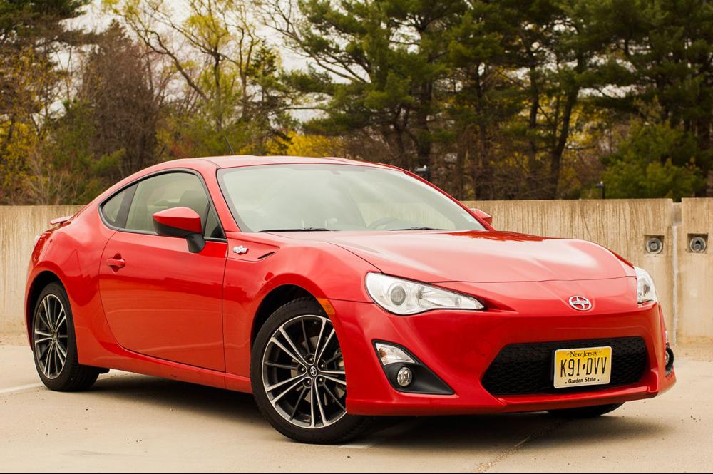 2014-scion-frs-001.jpg